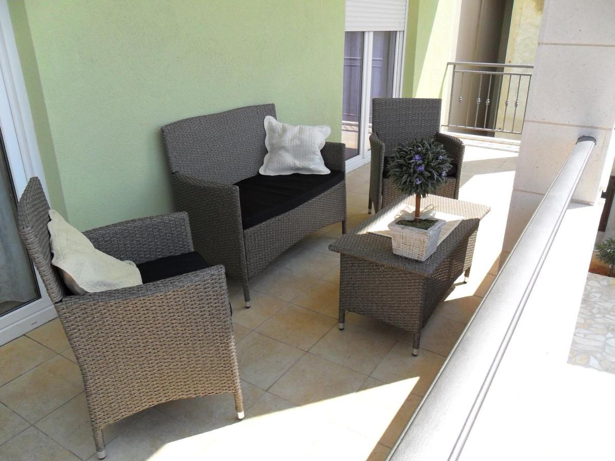 Apartments Maras Primošten Exterior foto